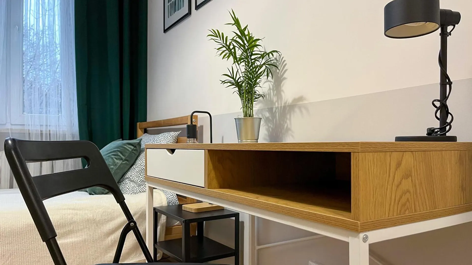Shape&Color Premium Hostel Варшава Польша
